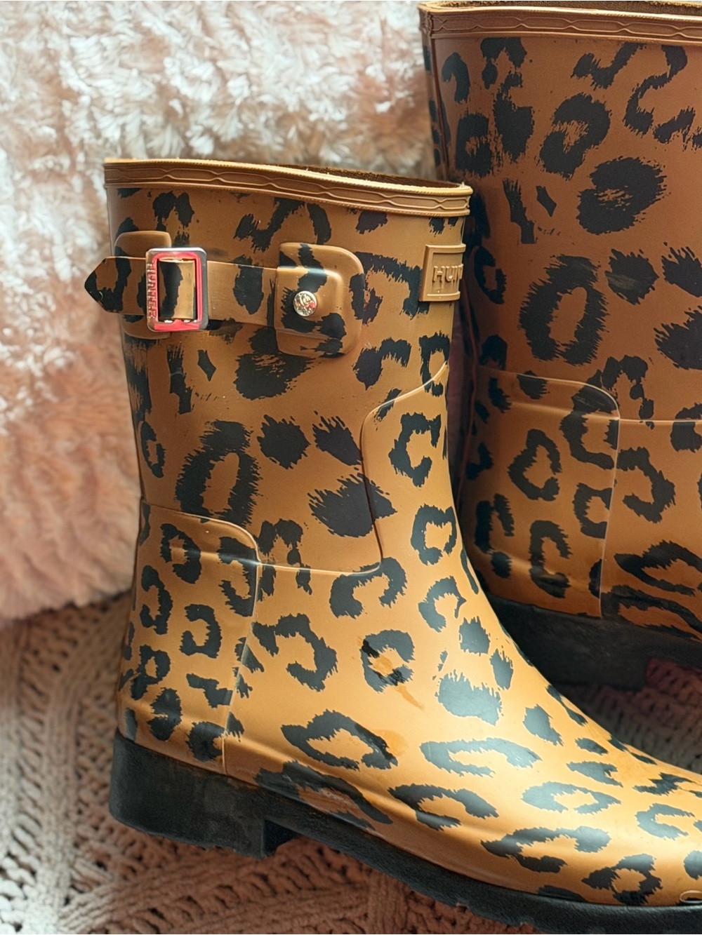 Authentic Hunter Matte Leopard Rain Boots Size 7.5 - Picture 4 of 7